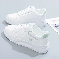 Branco com detalhes Verde